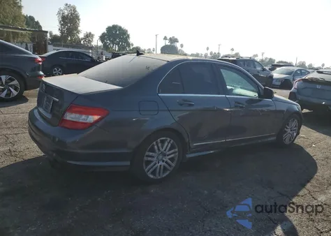 2009 Mercedes-Benz C 300 from USA, damaged, VIN WDDGF54X09R071750